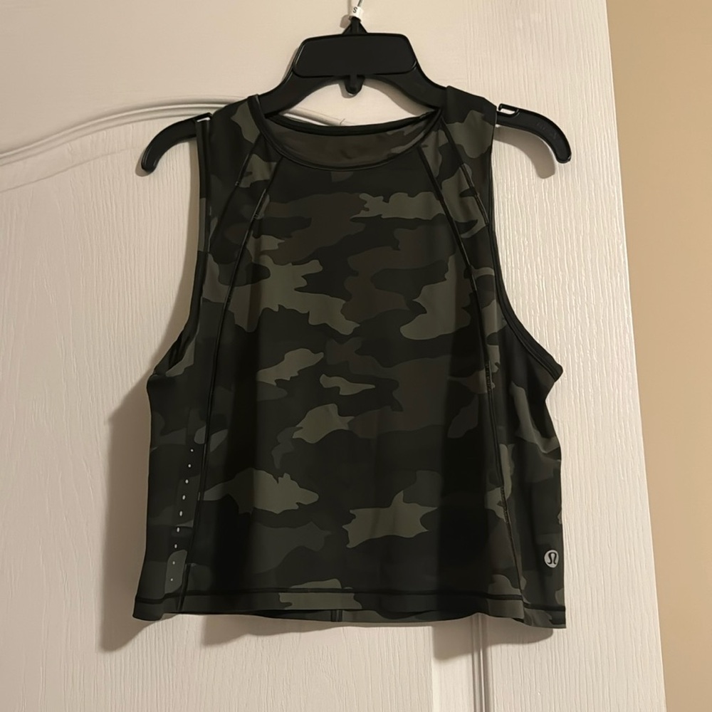 Lululemon Athletic Top